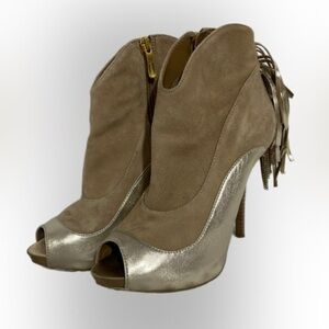 𝅺GUESS By Marciano Women’s Heeled Ankle Boots With Fringe!